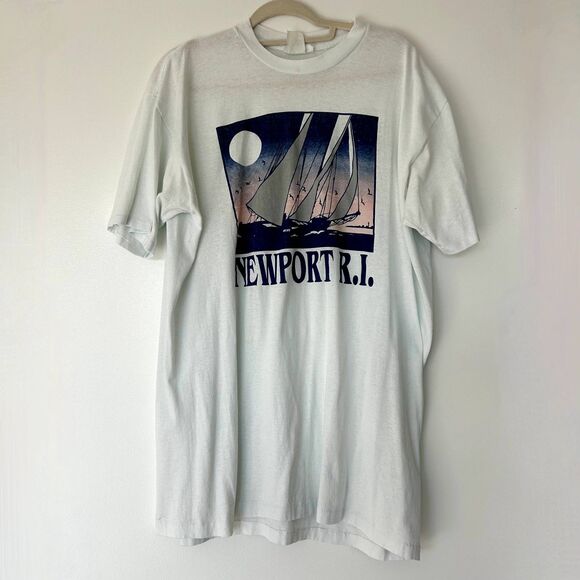 VINTAGE Newport RI Graphic T-Shirt Women’s Large Coastal 100% Cotton - Picture 4 of 7
